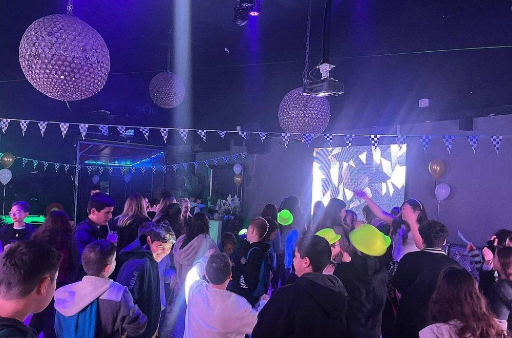 135056 חבילות יום הולדת, וואו קלאב- Wow Club, וילה  בקרית ביאליק וילות - Vila 4 U