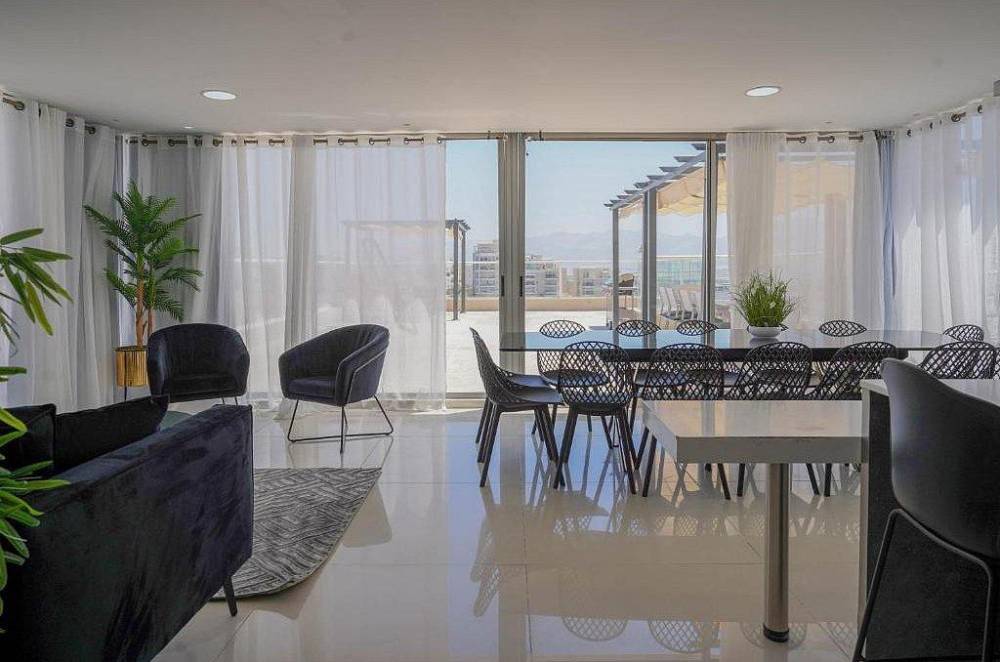 135328 המתחם הפנימי, פנטהאוז בצל ההר, וילה  באילת וילות - Vila 4 U