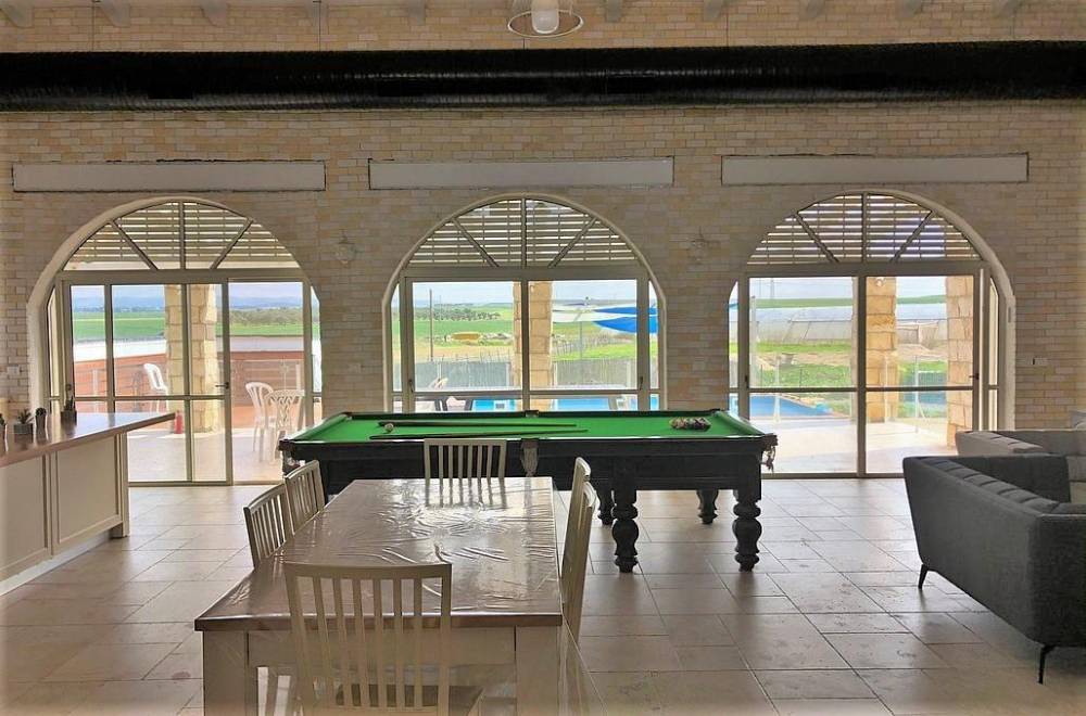 135844 המתחם הפנימי, קאסה לינדה, וילה  בעוזה וילות - Vila 4 U