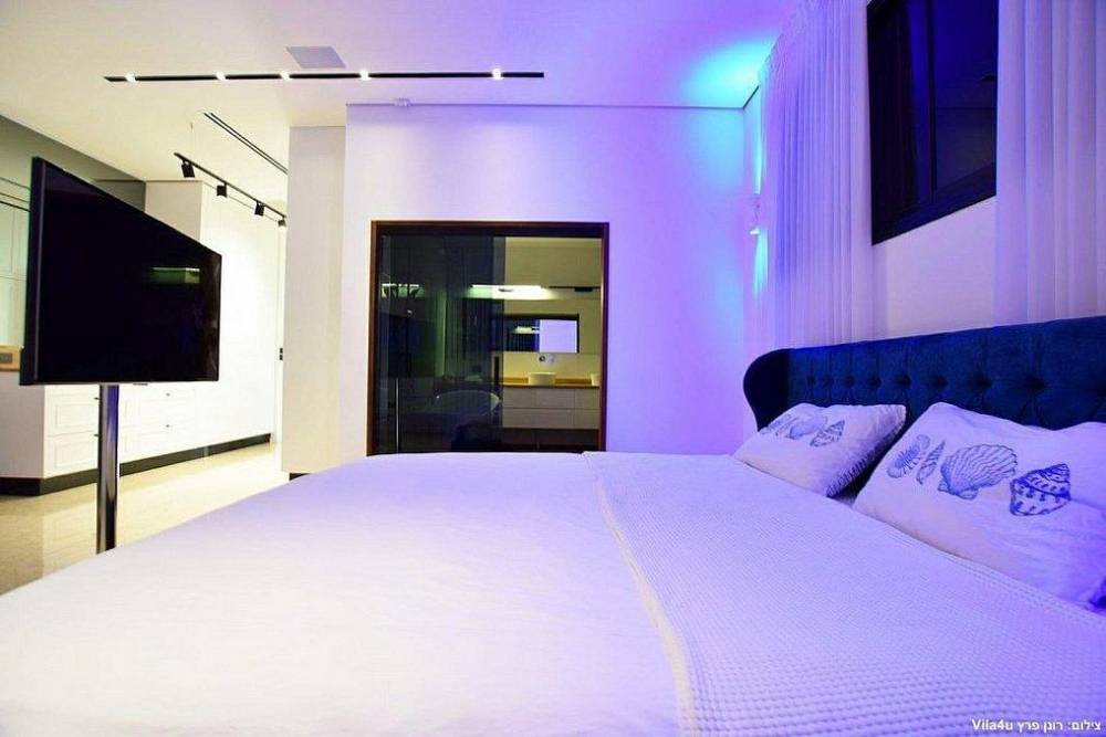 136180 גלריה כללית, אחוזת דה אורו ריזורט, וילה  בנתניה וילות - Vila 4 U