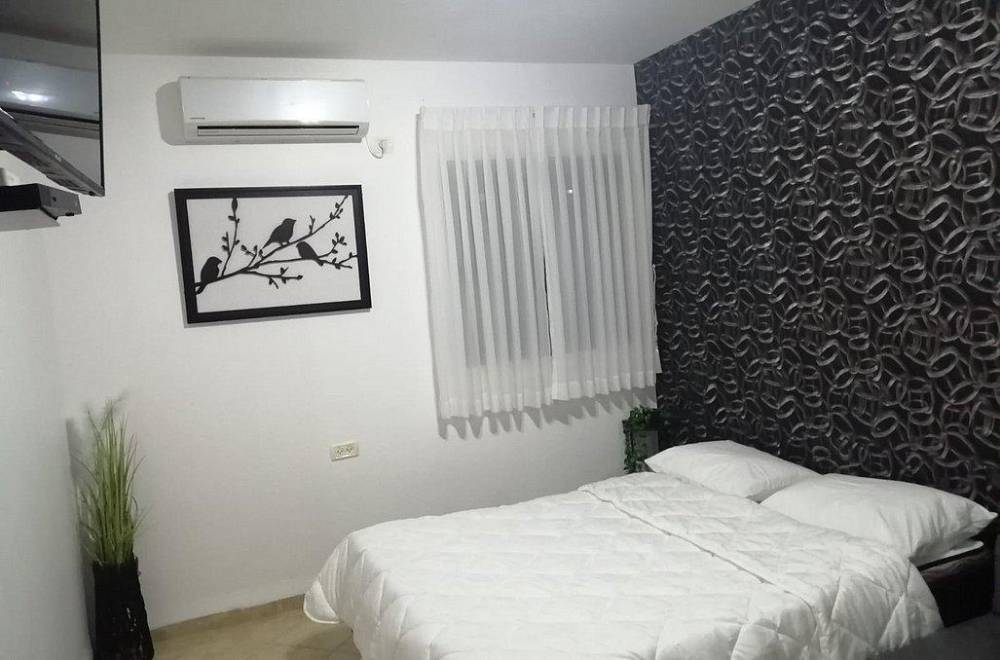 136950 גלריה כללית, לאקי וילה, וילה  בכפר חנניה וילות - Vila 4 U