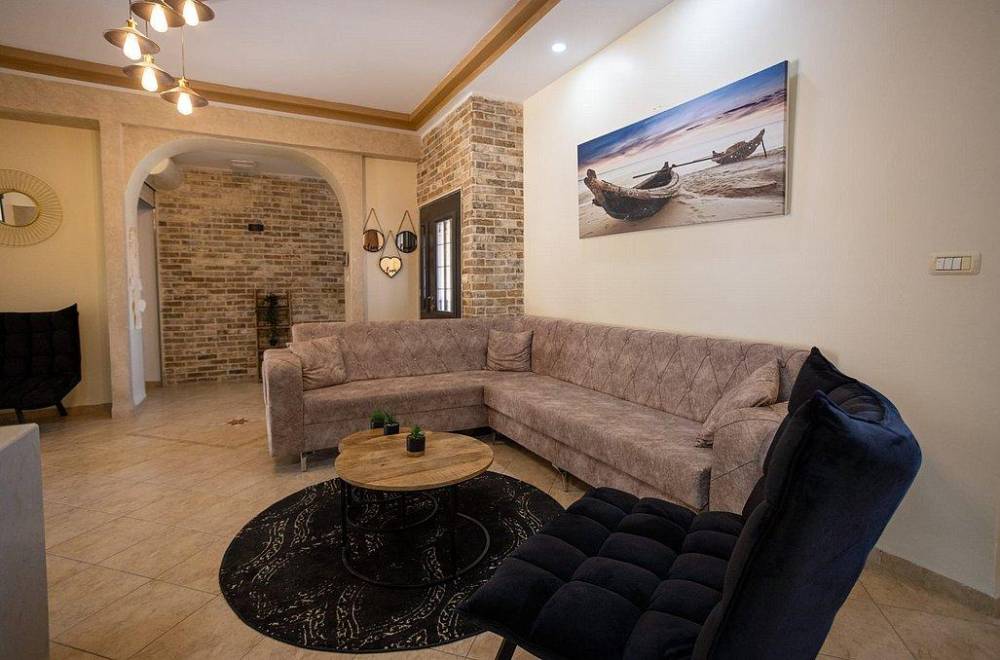 137010 גלריית פנים, לאקי וילה, וילה  בכפר חנניה וילות - Vila 4 U