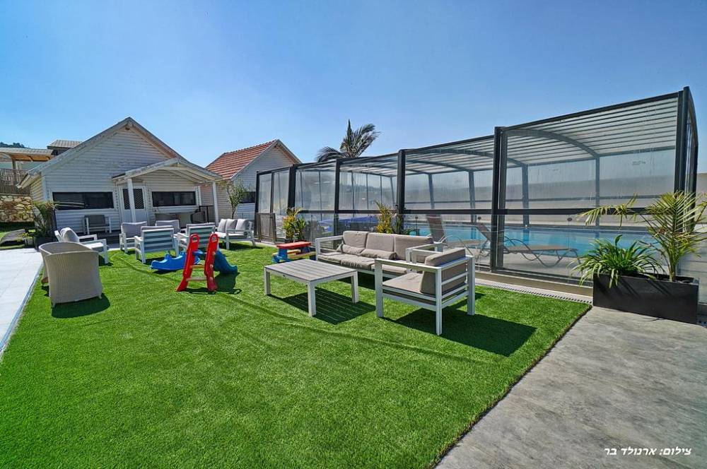 137371 המתחם חיצוני, אחוזת משה, וילה  בחזון וילות - Vila 4 U