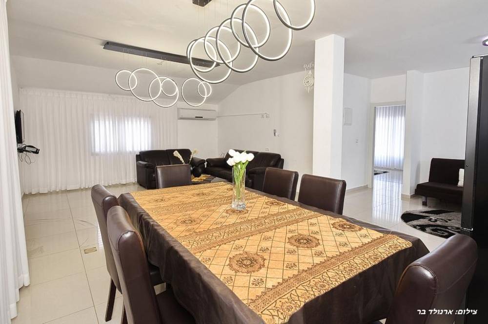 137381 הוילה, אחוזת משה, וילה  בחזון וילות - Vila 4 U