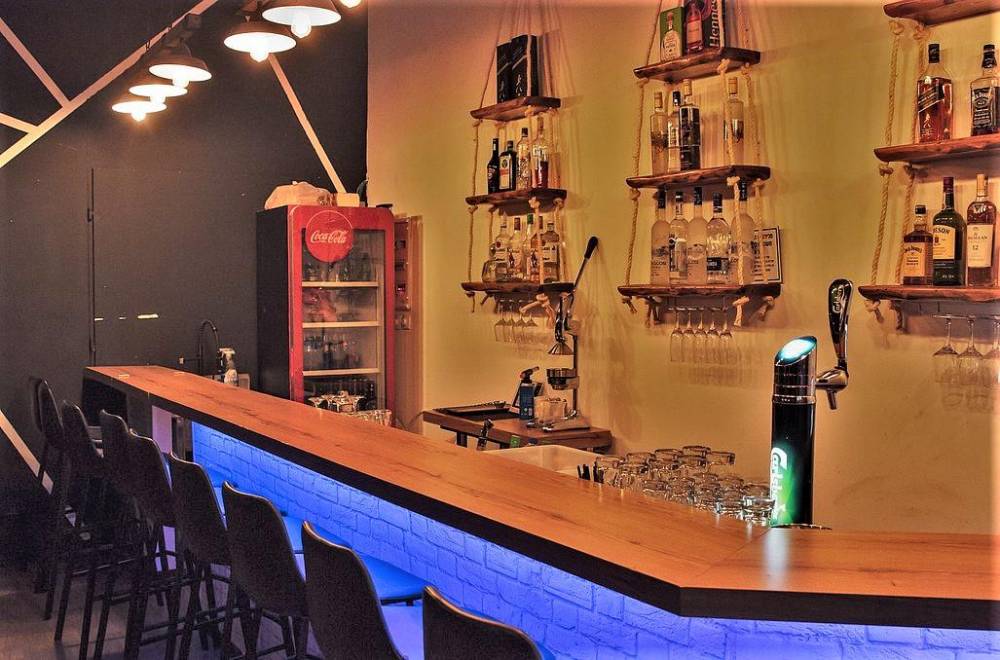 גלריה כללית שוגה בר דלפק בר ענק כללי, שוגה בר - Shuga Bar, וילה  ברחובות וילות - Vila 4 U