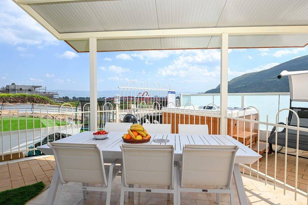 138397 מתחם הבריכה והספא, מימוסה מגדל, וילה  במגדל וילות - Vila 4 U