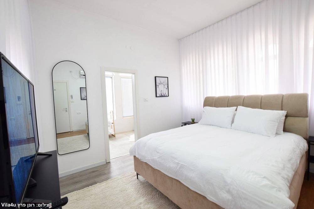 138697 המתחם הפנימי, לה וילה - La Vila פוריה, וילה  בפוריה כפר עבודה וילות - Vila 4 U