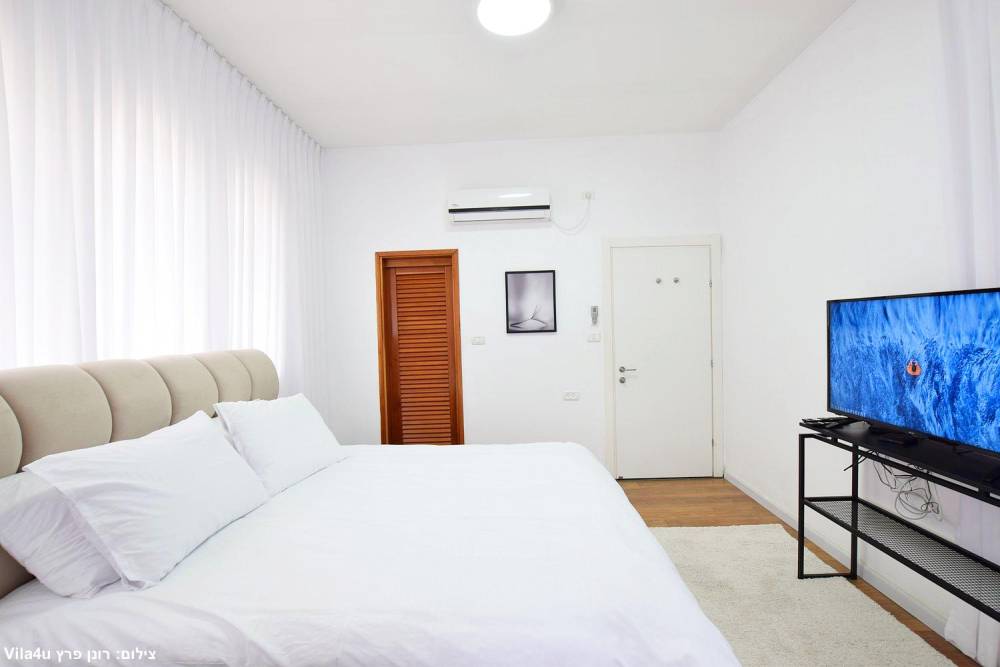 138702 המתחם הפנימי, לה וילה - La Vila פוריה, וילה  בפוריה כפר עבודה וילות - Vila 4 U