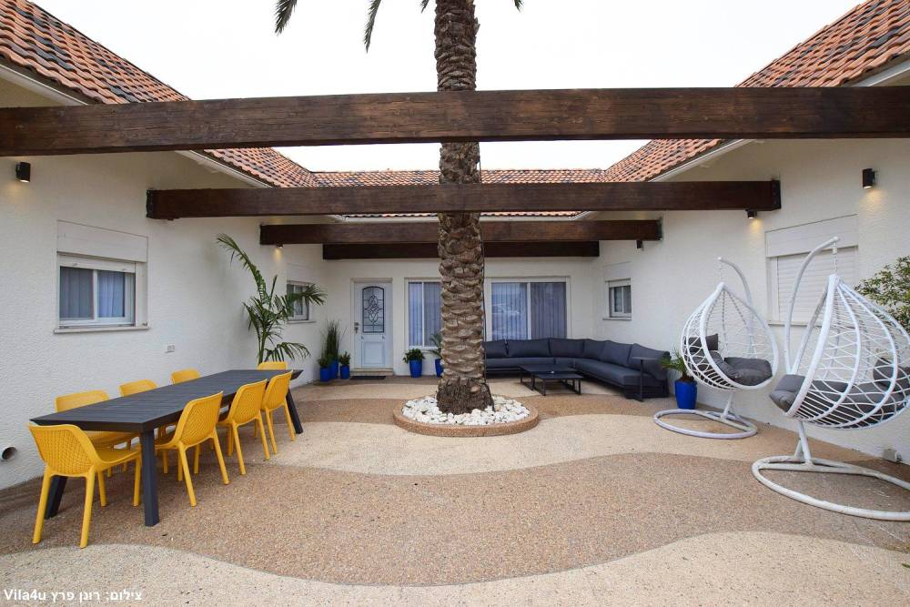 138727 המתחם החיצוני, לה וילה - La Vila פוריה, וילה  בפוריה כפר עבודה וילות - Vila 4 U