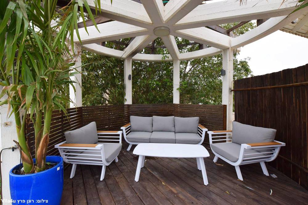 138729 המתחם החיצוני, לה וילה - La Vila פוריה, וילה  בפוריה כפר עבודה וילות - Vila 4 U