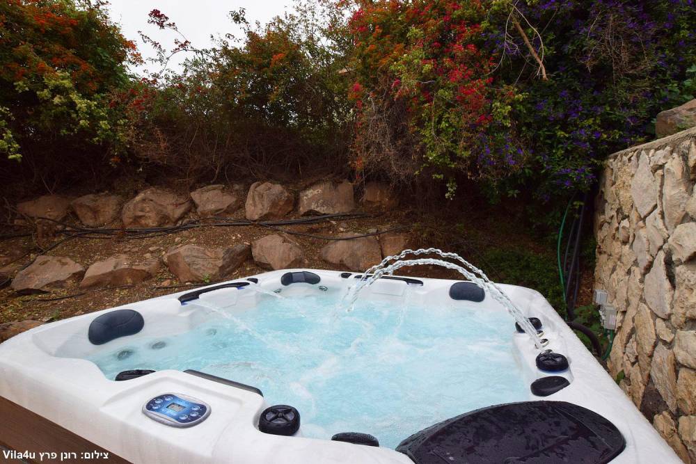 138734 המתחם החיצוני, לה וילה - La Vila פוריה, וילה  בפוריה כפר עבודה וילות - Vila 4 U