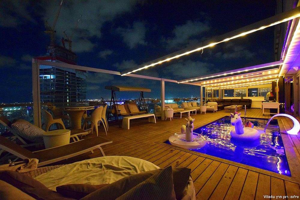 139565 המתחם בלילה, מתחם שמיים, וילה  ברמת גן וילות - Vila 4 U