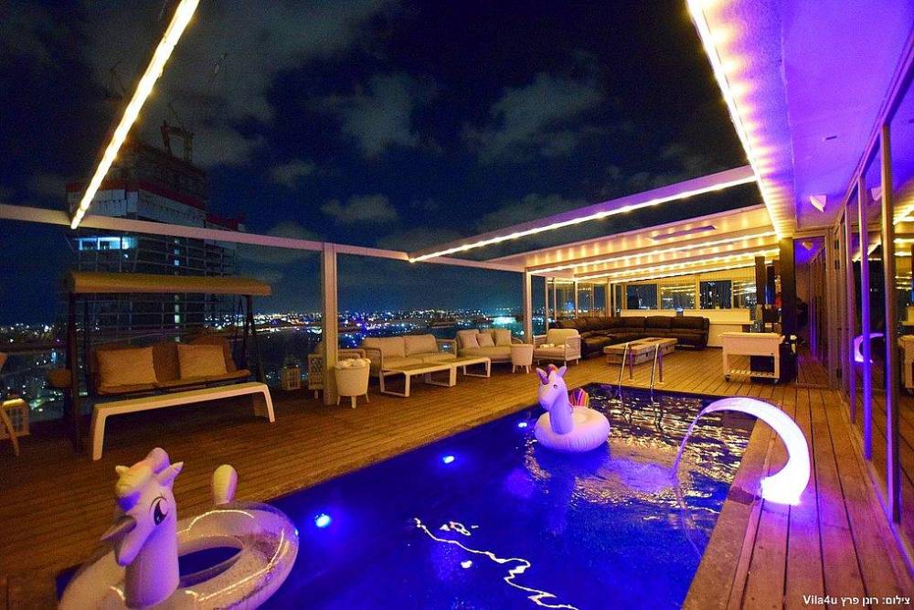 139576 המתחם בלילה, מתחם שמיים, וילה  ברמת גן וילות - Vila 4 U