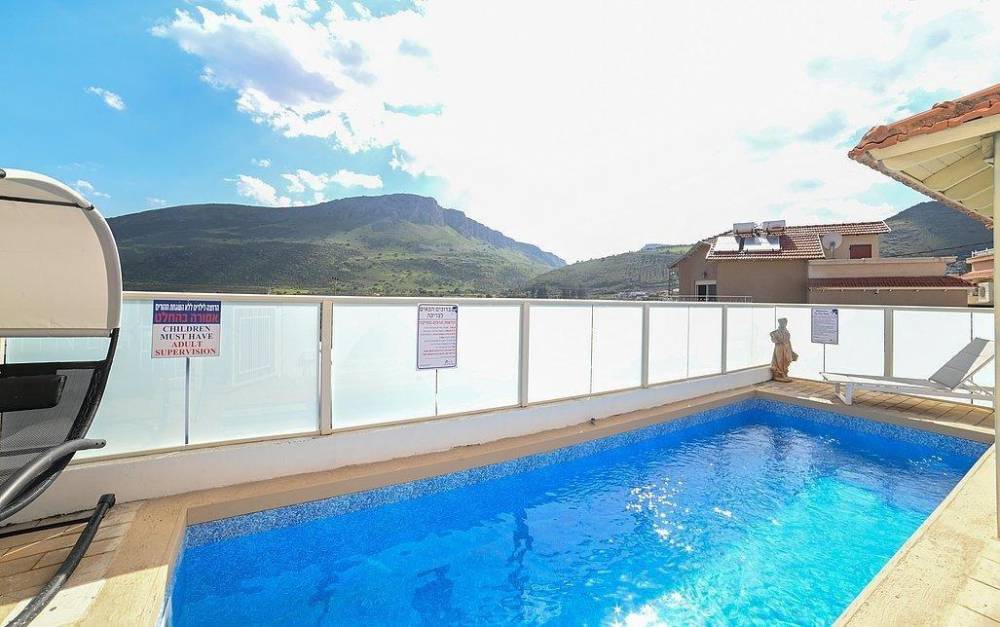 140410 גלריה כללית, מימוסה מגדל, וילה  במגדל וילות - Vila 4 U