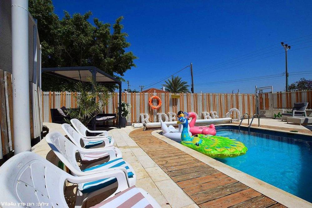 142182 כללי, בריכת הסולטן, וילה  בעזריקם וילות - Vila 4 U