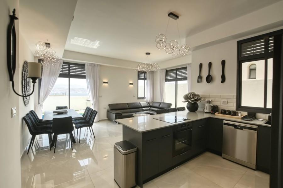 143184 המתחם הפנימי, וילה עלמת החן, וילה  באילת וילות - Vila 4 U