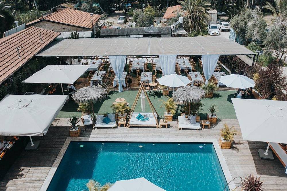 143657 גלריה כללית, משק 17, וילה  בבית יהושע וילות - Vila 4 U