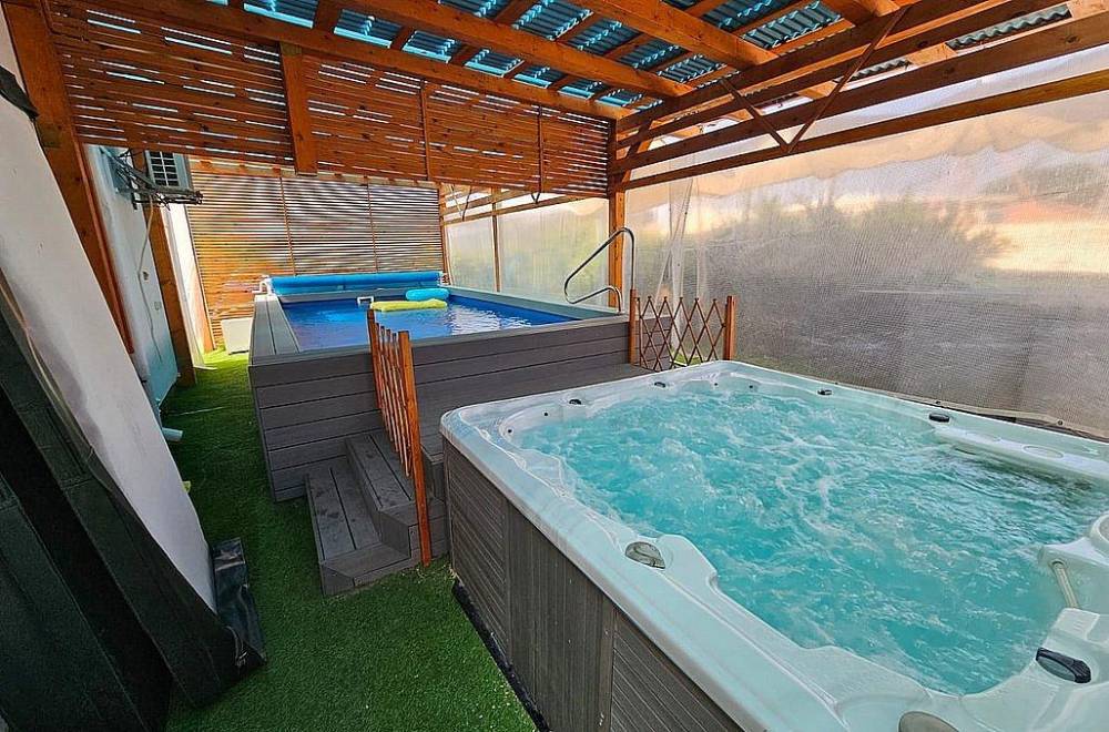 143761 גלריית חוץ, וילה לה רוזה  - Villa La Roza, וילה  באשקלון וילות - Vila 4 U