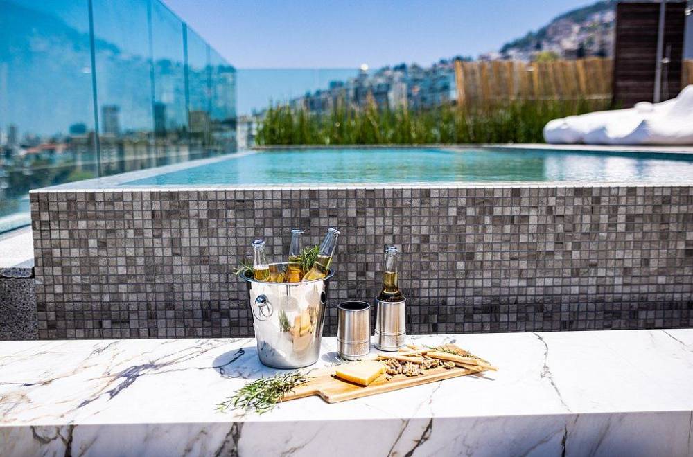 146243 מתחם הבריכה, Serene - סירין, וילה  בחיפה וילות - Vila 4 U