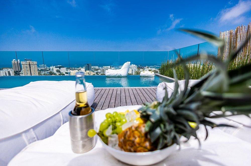 146246 מתחם הבריכה, Serene - סירין, וילה  בחיפה וילות - Vila 4 U