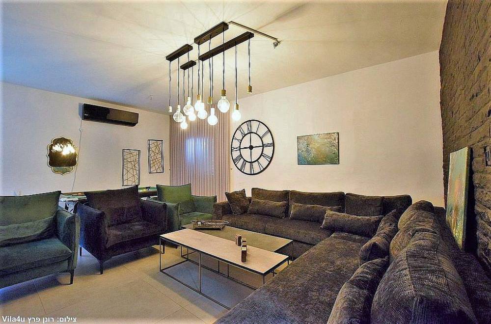 146489 מתחם אירוח גייקוב גלרי, מתחם אירוח גייקוב גלרי, וילה  בזרעית וילות - Vila 4 U