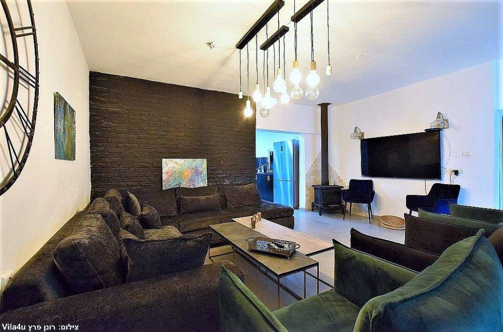 146514 גלריית פנים, מתחם אירוח גייקוב גלרי, וילה  בזרעית וילות - Vila 4 U