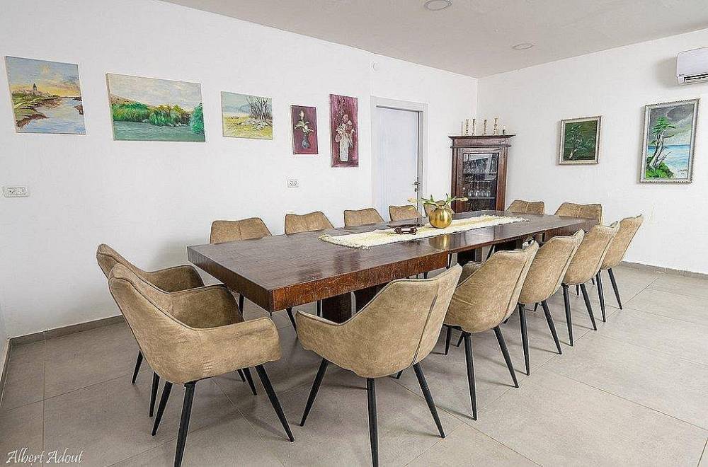 146522 גלריית פנים, מתחם אירוח גייקוב גלרי, וילה  בזרעית וילות - Vila 4 U