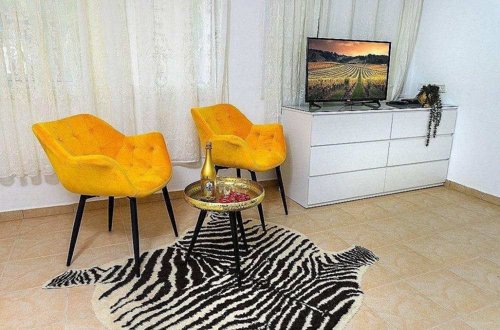 146529 גלריית פנים, מתחם אירוח גייקוב גלרי, וילה  בזרעית וילות - Vila 4 U