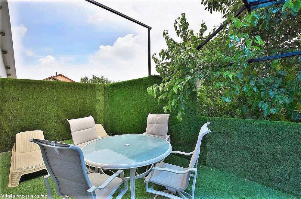 146532 גלריית חוץ, מתחם אירוח גייקוב גלרי, וילה  בזרעית וילות - Vila 4 U