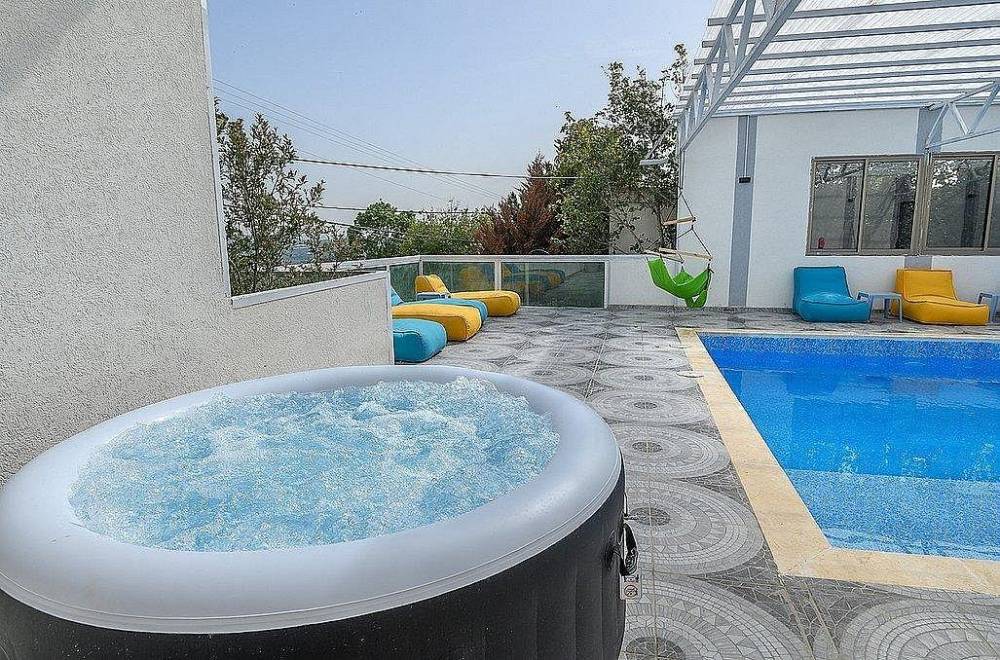 146533 גלריית חוץ, מתחם אירוח גייקוב גלרי, וילה  בזרעית וילות - Vila 4 U