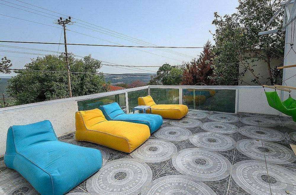 146537 גלריית חוץ, מתחם אירוח גייקוב גלרי, וילה  בזרעית וילות - Vila 4 U