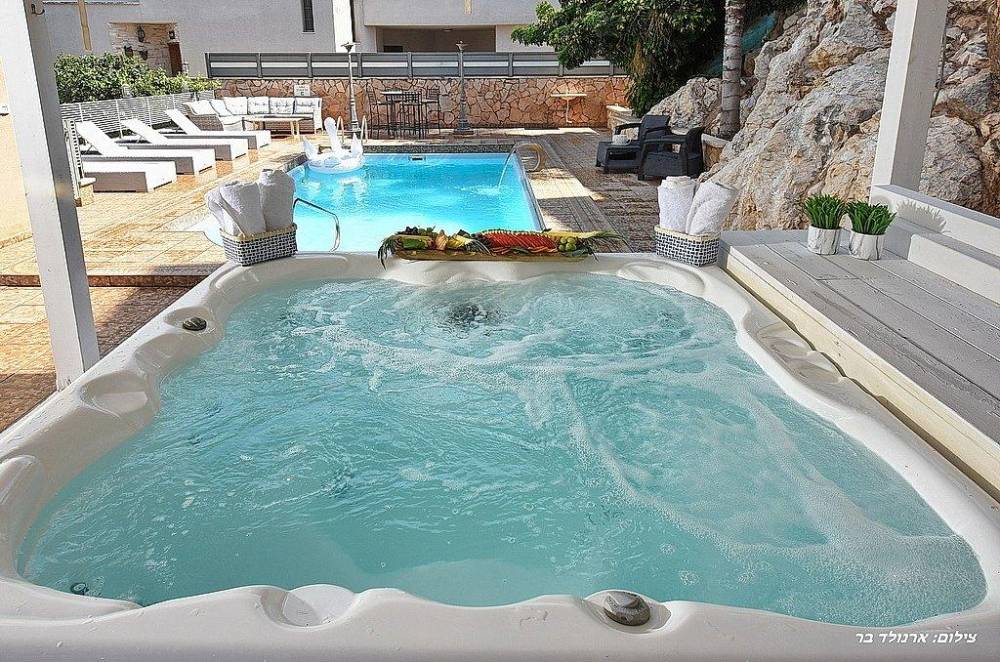 147091 גלריה כללית, וילה גלילא, וילה  בנוף כנרת וילות - Vila 4 U