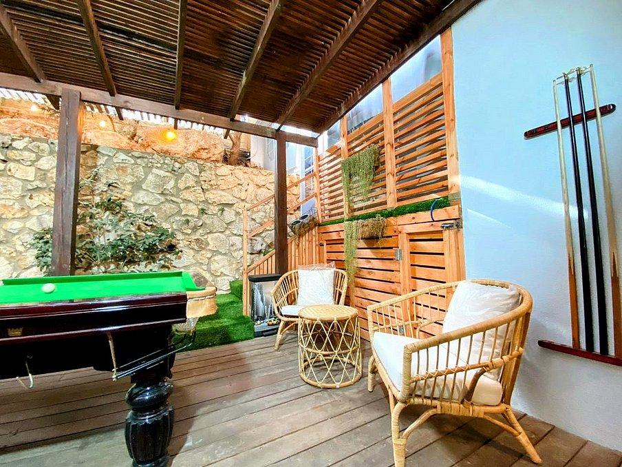 149302 המתחם החיצוני, אחוזת רוורי, וילה  בנוף כנרת וילות - Vila 4 U