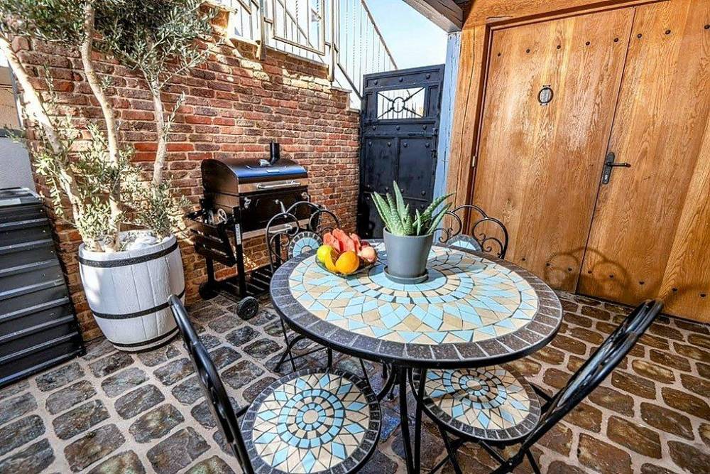 149309 המתחם החיצוני, אחוזת רוורי, וילה  בנוף כנרת וילות - Vila 4 U