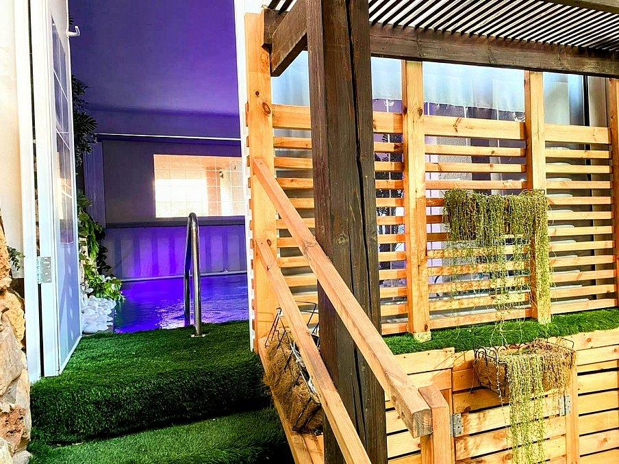 149313 המתחם החיצוני, אחוזת רוורי, וילה  בנוף כנרת וילות - Vila 4 U