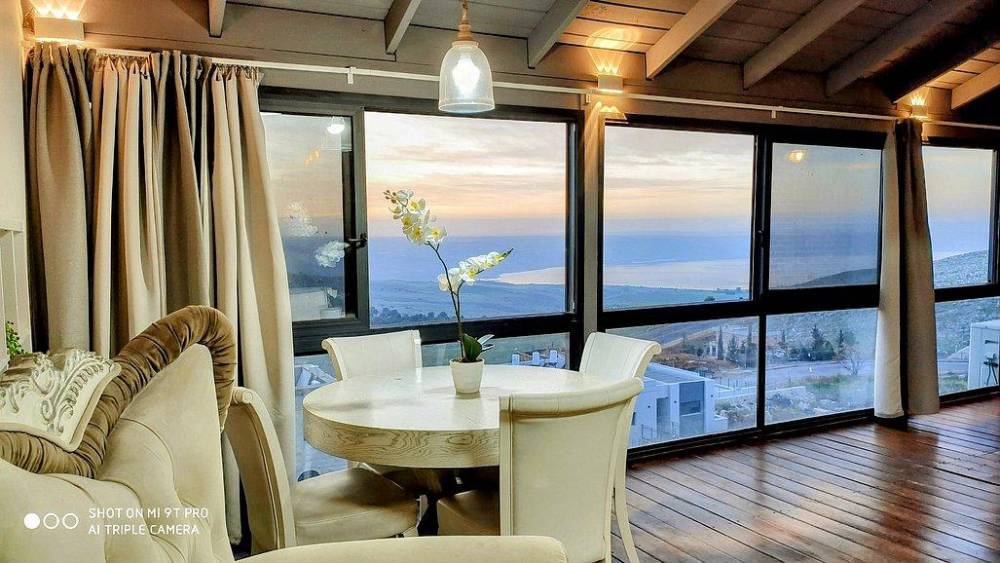 149327 המתחם הפנימי, אחוזת רוורי, וילה  בנוף כנרת וילות - Vila 4 U