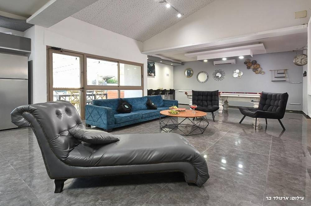 149836 המתחם הפנימי, וילה מון בלאן, וילה  במעונה וילות - Vila 4 U