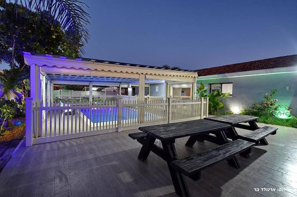 149847 המתחם החיצוני, וילה מון בלאן, וילה  במעונה וילות - Vila 4 U