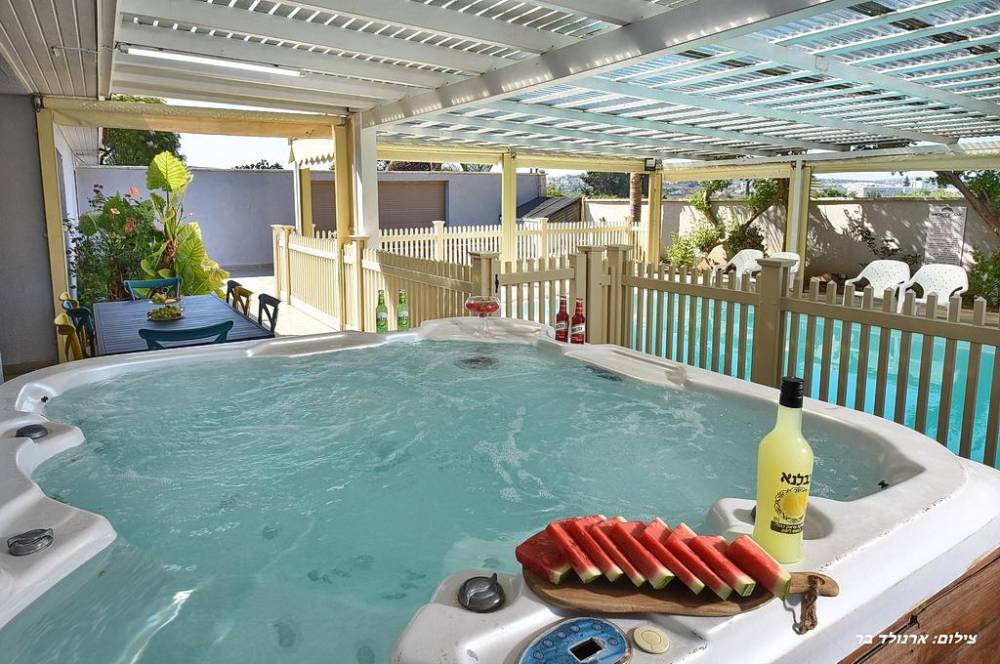 149961 מתחם חיצוני ובריכה, דאבל מון בלאן, וילה  במעונה וילות - Vila 4 U