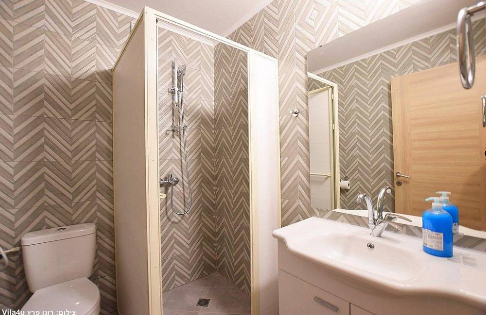 150338 גלרית פנים, וילה חלום בטבע, וילה  בכפר ורדים וילות - Vila 4 U