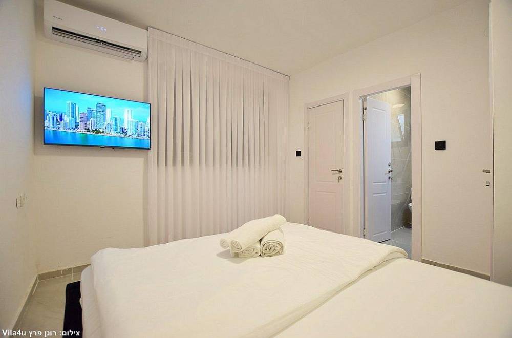 150776 המתחם הפנימי, אביטן ריזורט, וילה  ביבנאל וילות - Vila 4 U