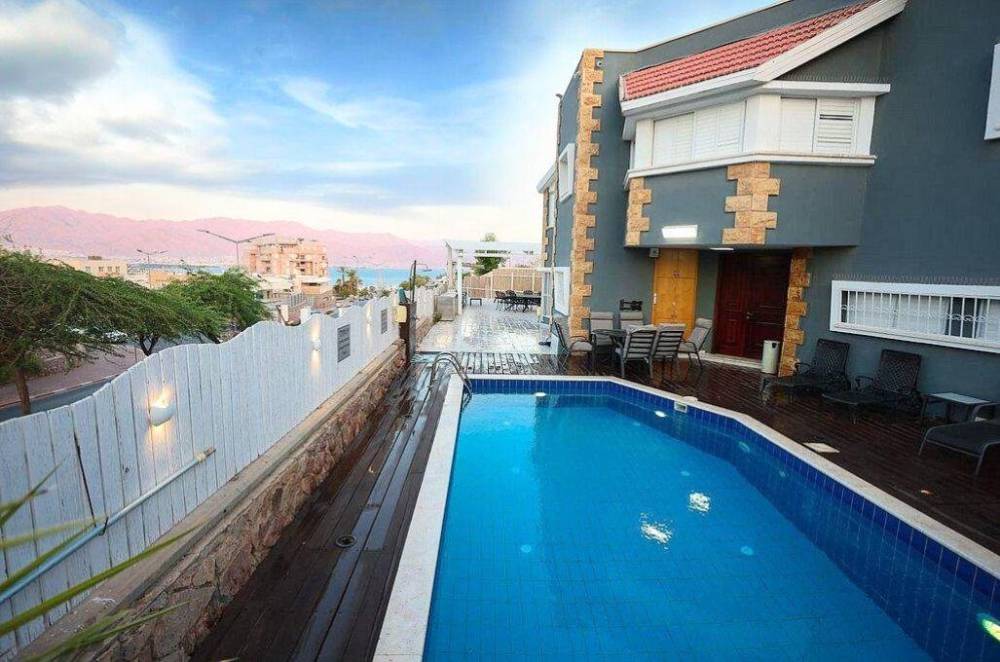 150930 המתחם החיצוני, וילה נוף ים אילת, וילה  באילת וילות - Vila 4 U