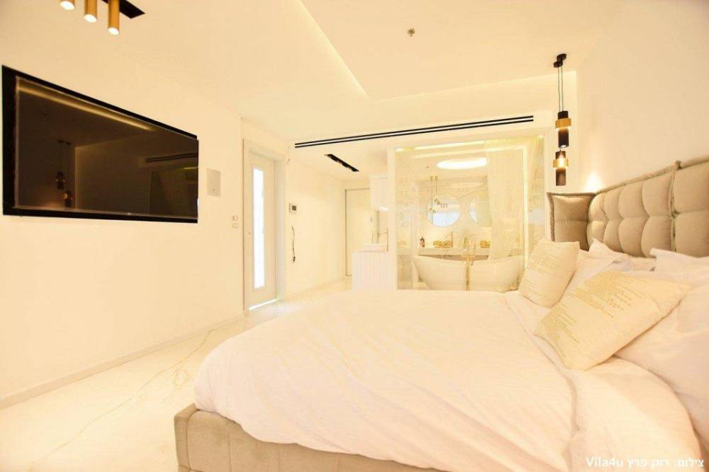 152315 גלריית פנים, מצודת דוד, וילה  בנתניה וילות - Vila 4 U