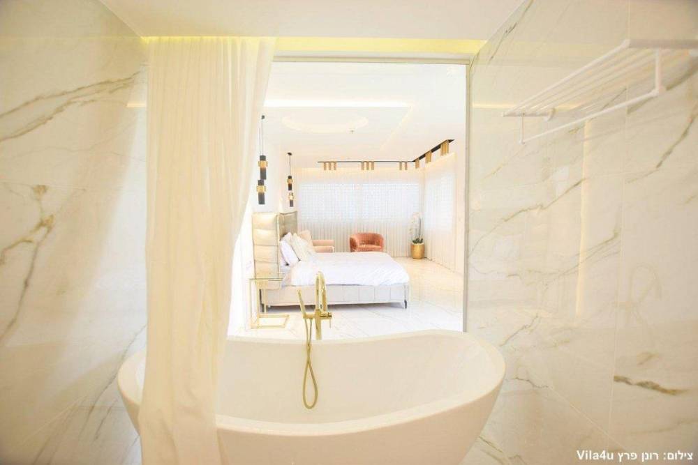 152322 גלריית פנים, מצודת דוד, וילה  בנתניה וילות - Vila 4 U