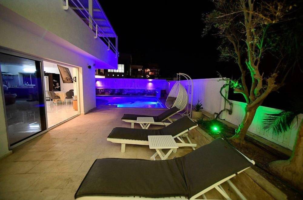 152570 המתחם החיצוני, וילה יעל, וילה  באילת וילות - Vila 4 U