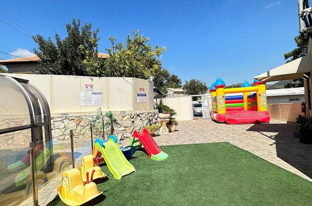 153763 המתחם החיצוני, וילה אחוזת אופאל, וילה  באלקוש וילות - Vila 4 U