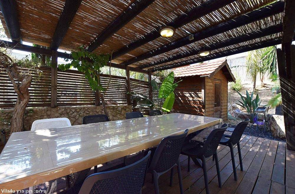 154147 המתחם החיצוני, וילה טל שחר בוטיק, וילה  בטל שחר וילות - Vila 4 U