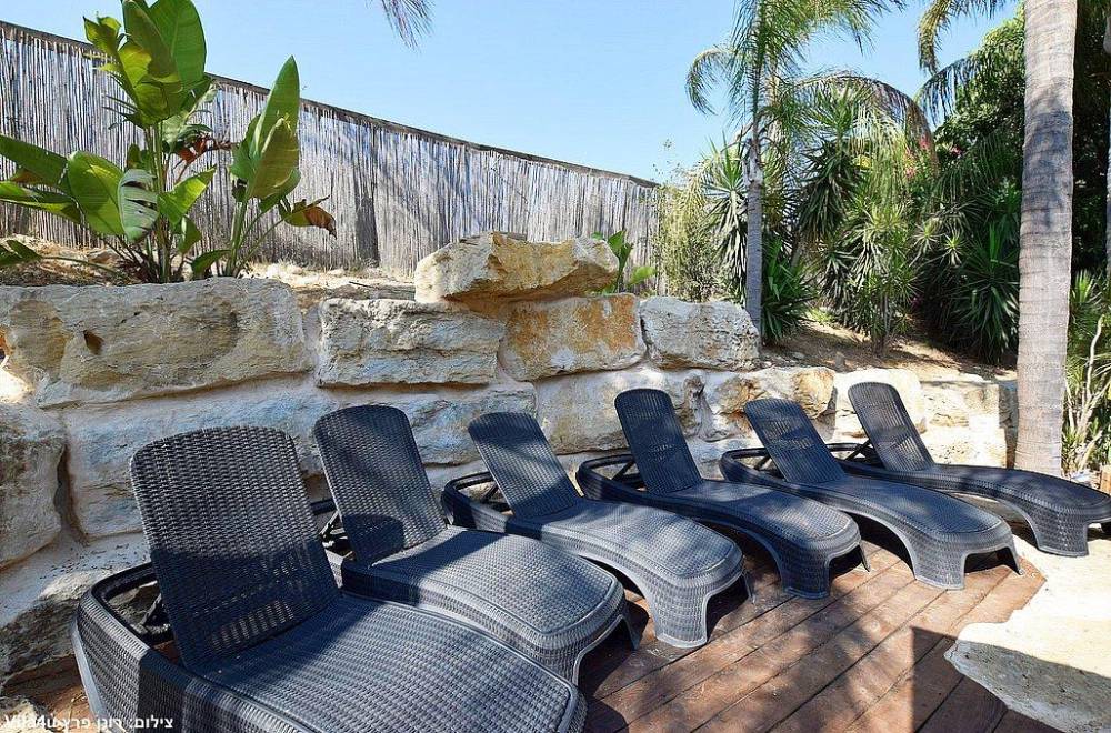 154158 המתחם החיצוני, וילה טל שחר בוטיק, וילה  בטל שחר וילות - Vila 4 U