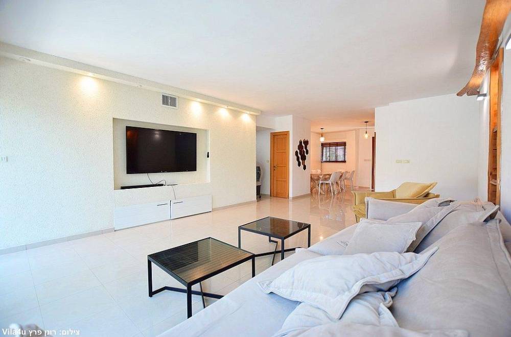 154179 המתחם הפנימי, וילה טל שחר בוטיק, וילה  בטל שחר וילות - Vila 4 U