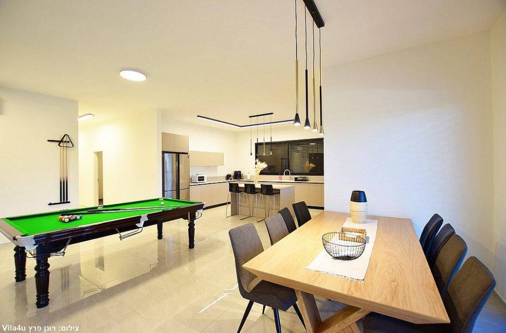 154665 גלריה כללית של המתחם, וילה מול ההר, וילה  בשומרה וילות - Vila 4 U